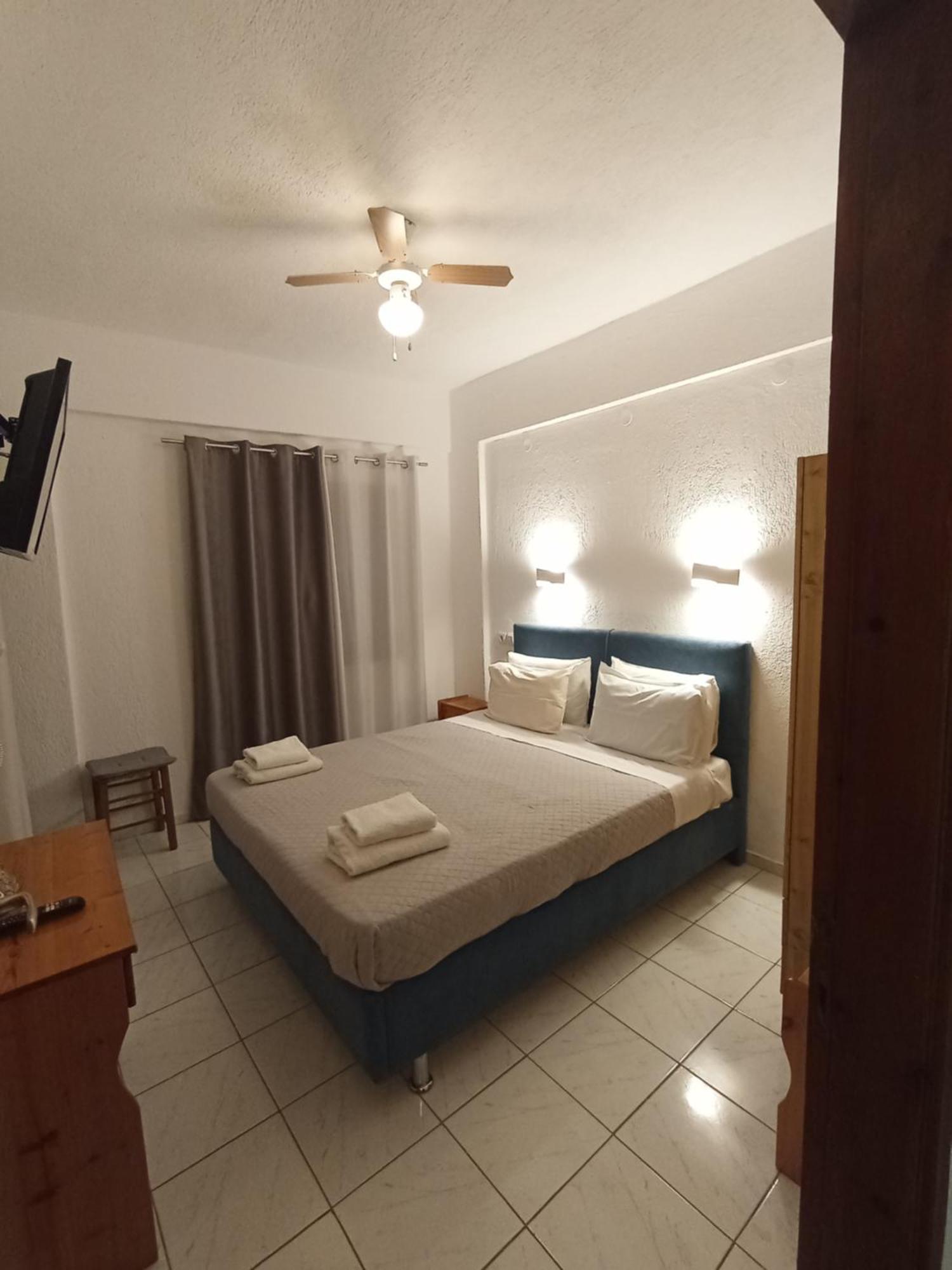 Villa Sandra Panormos  外观 照片